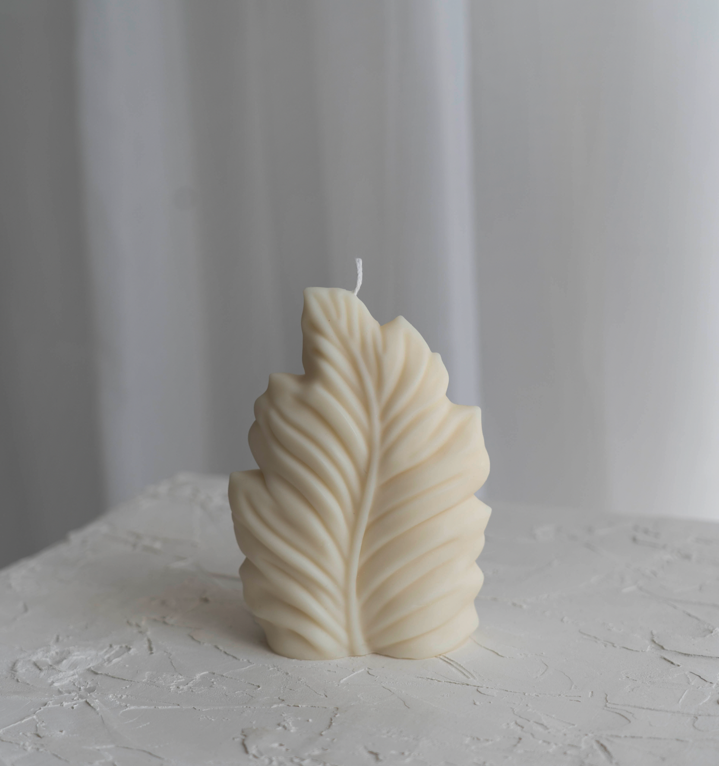 The Leaf candle